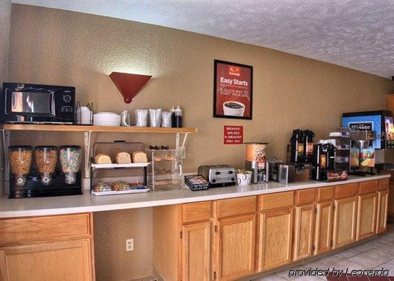 Econo Lodge Ottawa المطعم الصورة