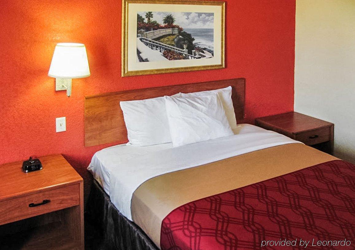 Econo Lodge Ottawa المظهر الخارجي الصورة