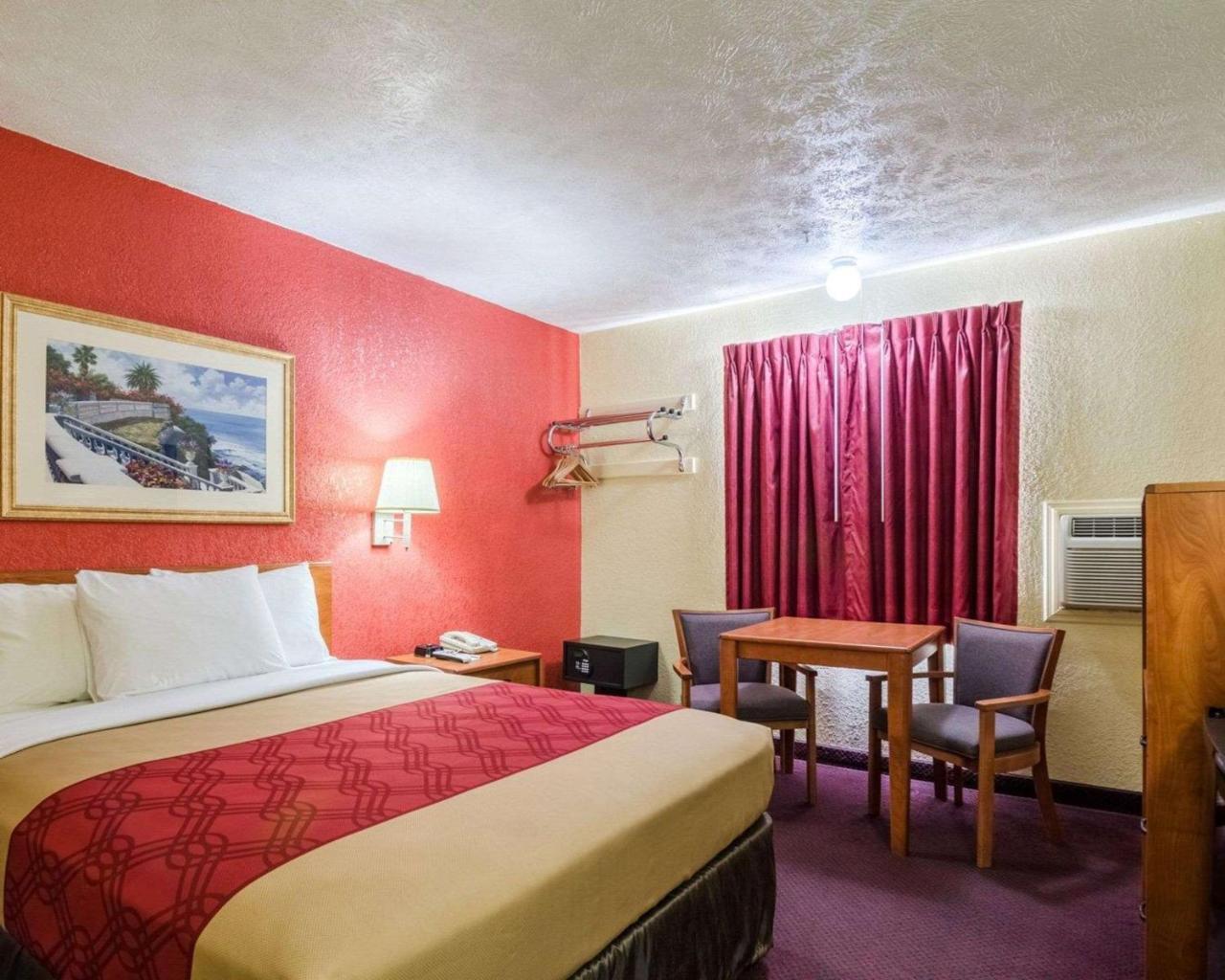 Econo Lodge Ottawa المظهر الخارجي الصورة