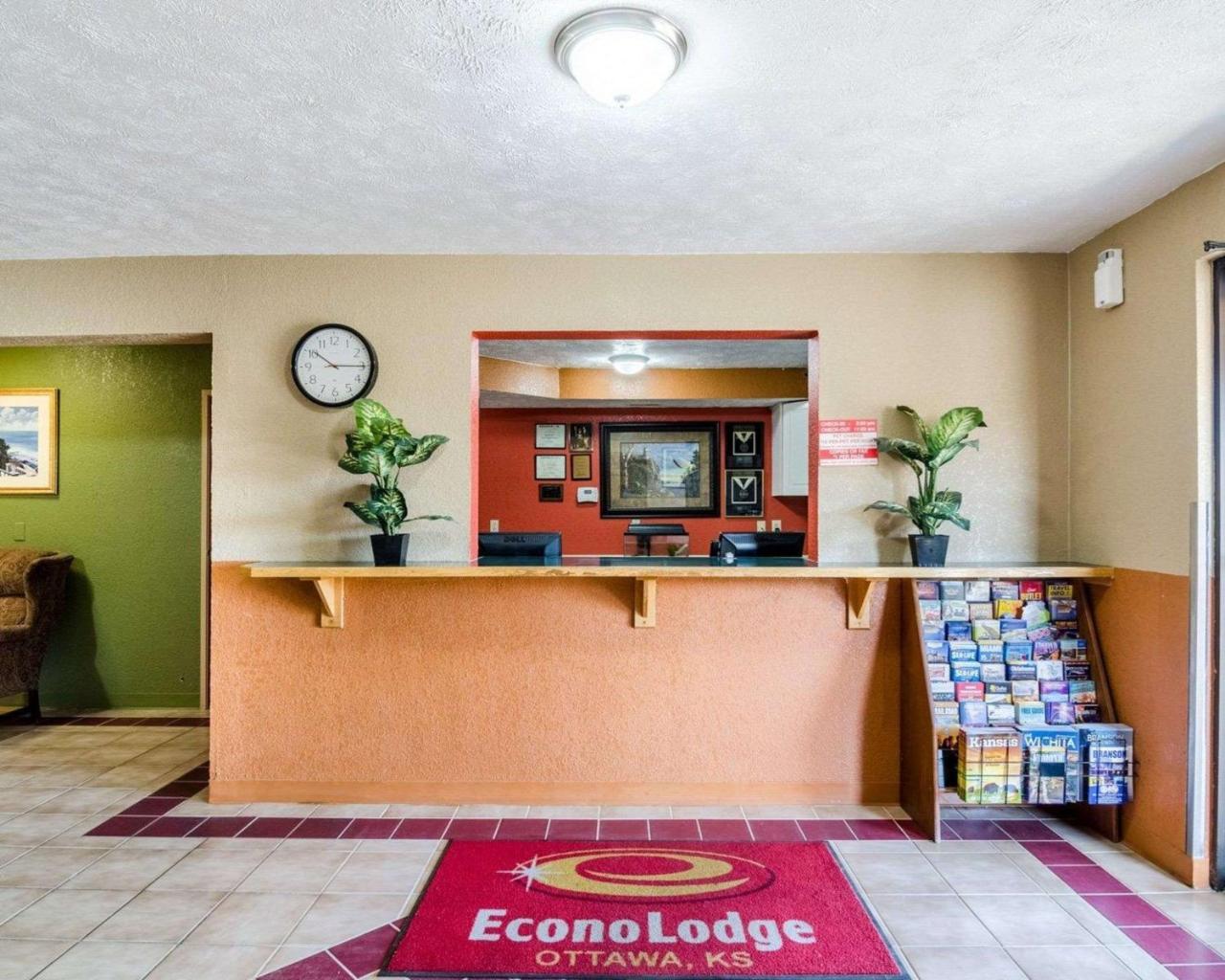 Econo Lodge Ottawa المظهر الخارجي الصورة